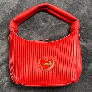 Love Moschino Vibrant Red Shoulder Bag